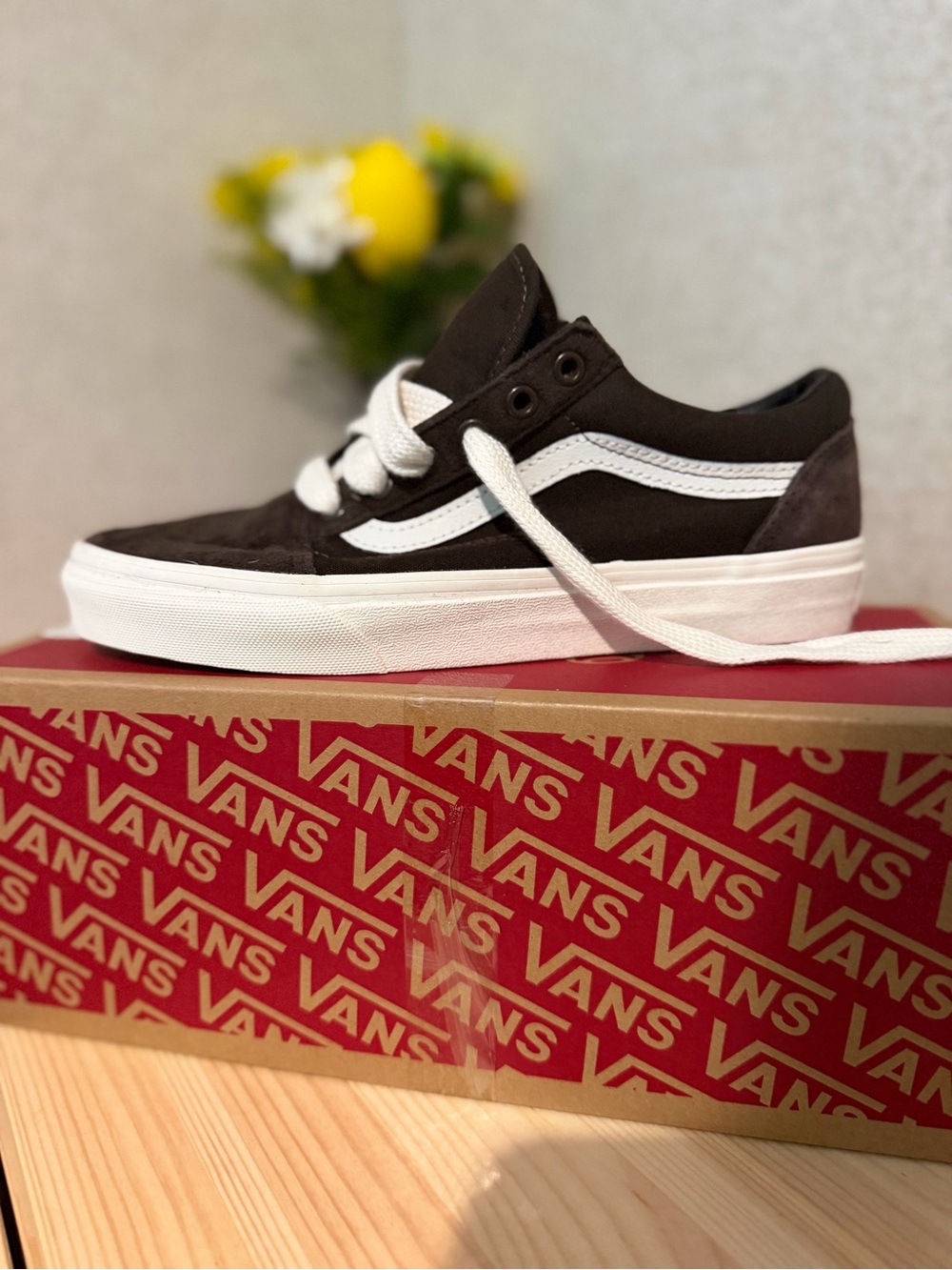 Vans OLD SKOOLOVERLACE
BROWN